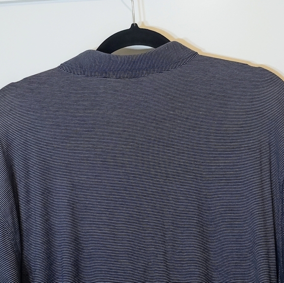 Peter Millar Golf Polo Shirt Pinstriped Navy Blue & White Sz Large 100% Cotton - Picture 11 of 12